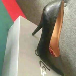 Black heels